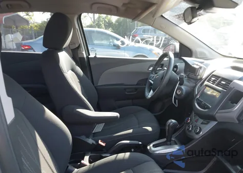 2016 Chevrolet Sonic Lt Auto из США, поврежденный, VIN 1G1JC5SH0G4178496